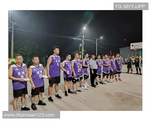 深圳篮球队的拼搏之路：城市联赛中的荣耀与挑战