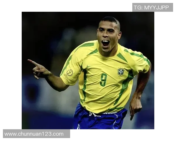 现役足球明星中那些过人技巧令人惊叹的球员盘点与分析 现役足球明星中那些过人技巧令人惊叹的球员盘点与分析