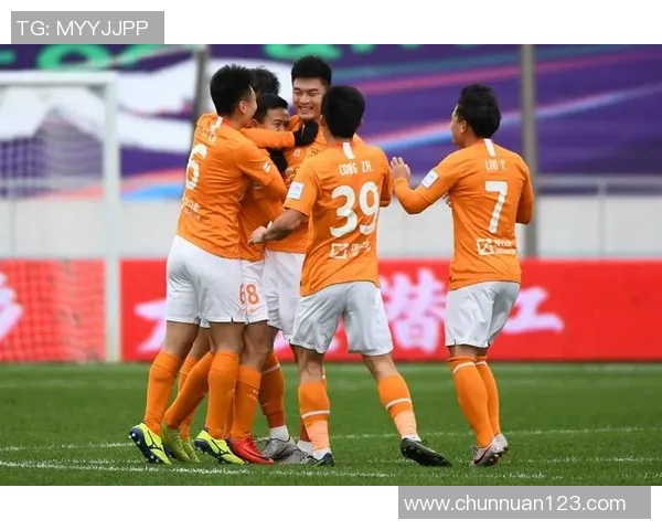 赛后分析:北京篮球队与武汉篮球队的表现与状态对比探讨 赛后分析:北京篮球队与武汉篮球队的表现与状态对比探讨